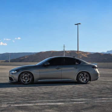 2018 Alfa Romeo Giulia photo